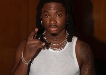 Lil Kesh Stabbed In Lagos, Suffers Neck And Ear Injuries, Jewelry Stolen