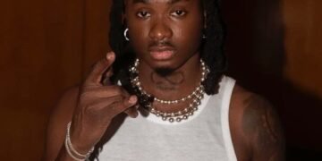 Lil Kesh Stabbed In Lagos, Suffers Neck And Ear Injuries, Jewelry Stolen