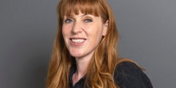UK Deputy Prime Minister Angela Rayner Steps Down After Ministerial Code Violation