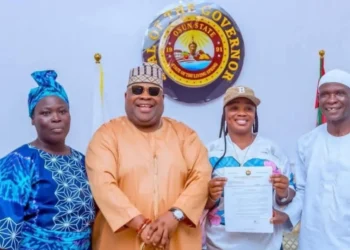 Osun Governor Appoints Street Puff-Puff Seller Oluwatosin Adejumo As Government House Chef