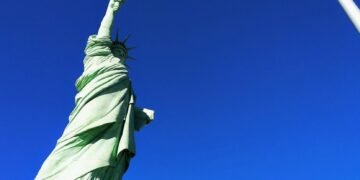 US Ranked Among Least Peaceful Nations In 2025 GPI Amid Travel Drop And Rising Unrest