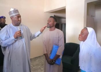 Gov Zulum Gifts House To Anambra Nurse Who Served In Borno For 24 Years, Employs Her Son