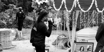 Singer, Crayon Mourns Mother In Heartbreaking Social Media Tribute