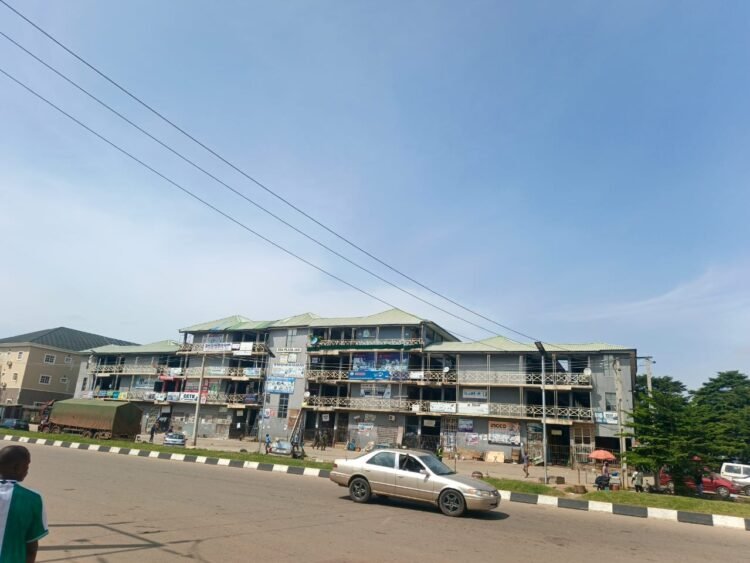 Nnamdi Kanu: Jabi Plaza Closed As Police Disperse Protesters, Traders With Tear Gas