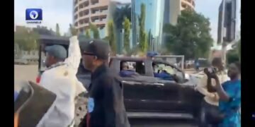 Chaos In Abuja As Security Operatives Open Fire On Pro-Kanu Protesters Led By Sowore