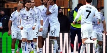 Manchester United Come From Behind To Beat Crystal Palace 2-1 With Zirkzee And Mount Goals