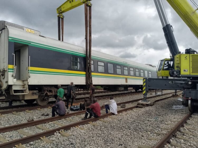 NRC Halts Warri–Itakpe Train Services After Derailment, Passengers Safe