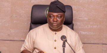 Taraba Governor, Agbu Kefas To Defect From PDP To APC On November 19