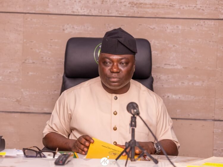 Taraba Governor, Agbu Kefas To Defect From PDP To APC On November 19