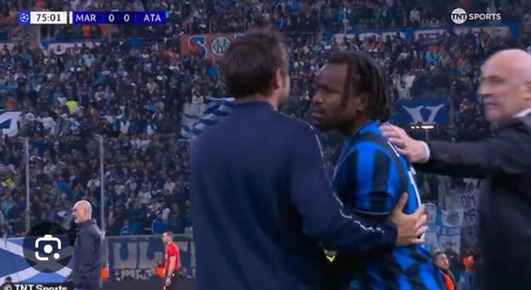 Ademola Lookman In Heated Clash With Atalanta Manager, Ivan Juric