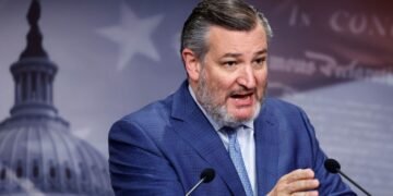 US Senator Moves To Sanction Nigerian Officials, 12 States Over Sharia, Blasphemy Laws