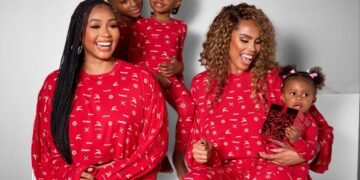 Jada P Shares Festive Pyjama Family Photo With Sister And Kids, Wizkid Missing