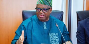 Muftwang’s Defection Takes APC Governors to 26