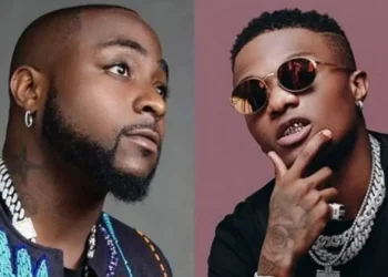 Wizkid Throws Direct Shade At Davido And Crew On Social Media