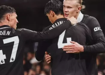 Manchester City Hold Off Fulham 5-4 As Haaland Hits 100 League Goals