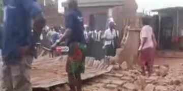 Panic as Part of Public School Collapses in Ikorodu, Lagos