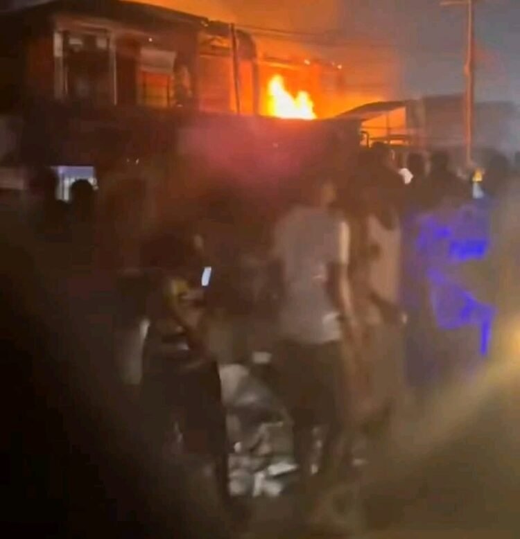 Devastating Fire Destroys Part Of Ikotun Market In Lagos, Traders Face Huge Losses