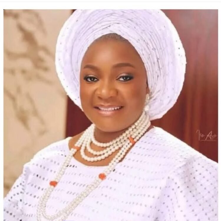 Gospel Singer Bunmi Akinnaanu Dies In Lagos