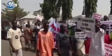 Youths Storm APC Secretariat, Demand Sacking Of FCT Minister Nyesom Wike