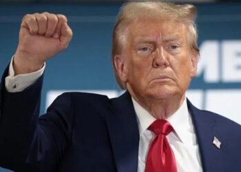 Donald Trump Declares Himself Acting President of Venezuela Following Maduro’s Capture