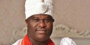 University Installs Ooni Of Ife As Chancellor