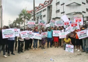 Protesters Storm NAFDAC Lagos Office