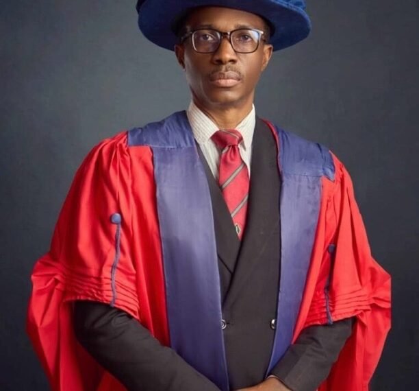 Nigerian officer Wins At West African Surgery Meet