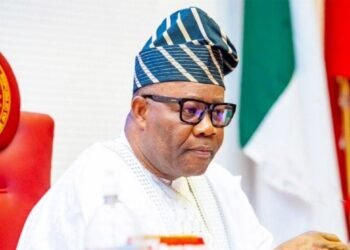 Akpabio Mocks Labour Party Strength