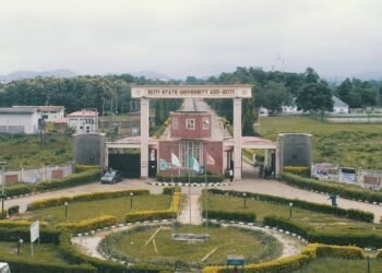 Students Raise Alarm After Armed Robbers Attack Hostels