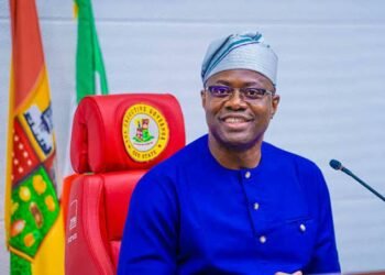 Fayose Vows Political Battle Against Makinde