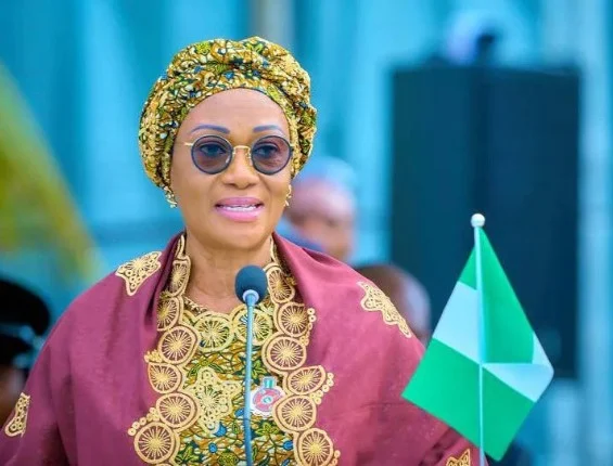 We’ll Continue To Empower Akara, Pepper And Plaintain Sellers – Remi Tinubu 